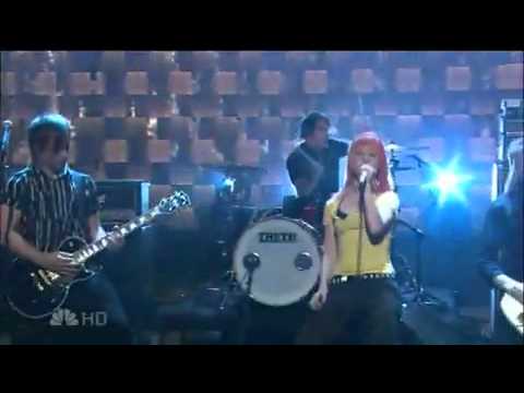 Paramore - Misery Business (Late Night with Conan O'Brien)
