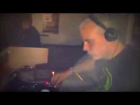 DJ's: Philbee & Robby Hyper - MC's: Bull Dogg, Lunatik & Slitcy (Sep 29th 2012)