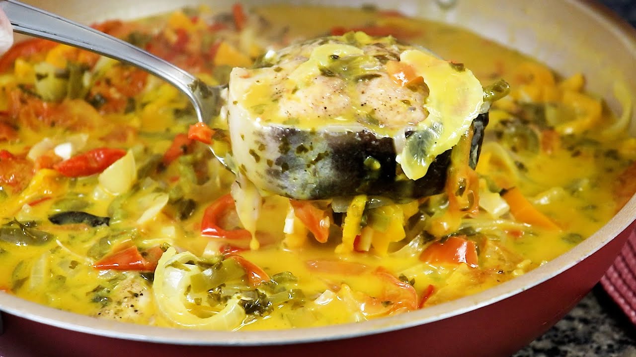 MOQUECA DE PEIXE, ARROZ DE COCO E PIRÃO! UM DOS ALMOÇOS PREFERIDOS AQUI EM CASA! - Isamara Amâncio