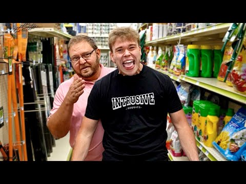 Screaming in Stores Prank