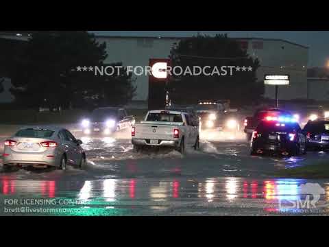 08-20-2019 Cedar Rapids, IA - Cars driving through deep water, flash flooding