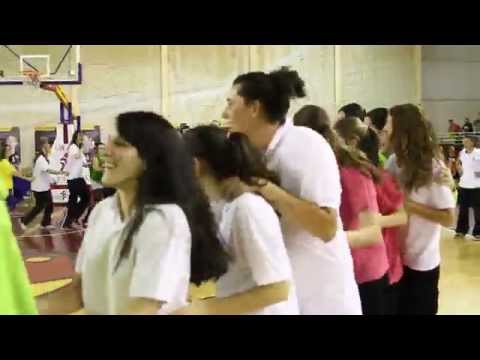 La conga de las ascendidas.