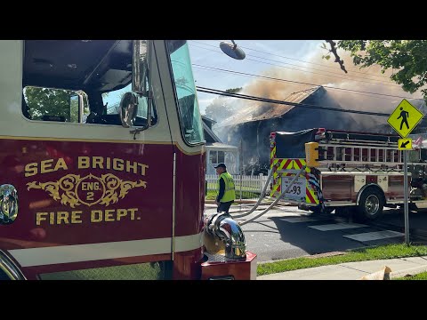 • Fair Haven NJ - 3rd Alarm House Fire - Fair Haven Road - 5/25/22 •