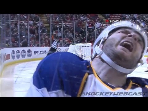 Carlo Colaiacovo Gets Camera Lens in the Face (HD)