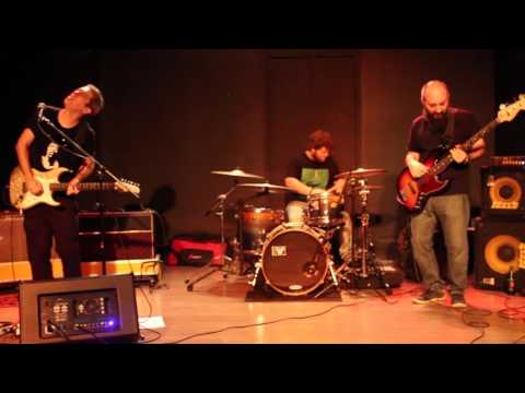 10   -  Fernando Vidal Trio - Jimi 54