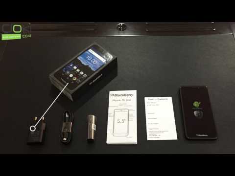 Unboxing BB Merah Putih BlackBerry Aurora - Hands-On Indonesia