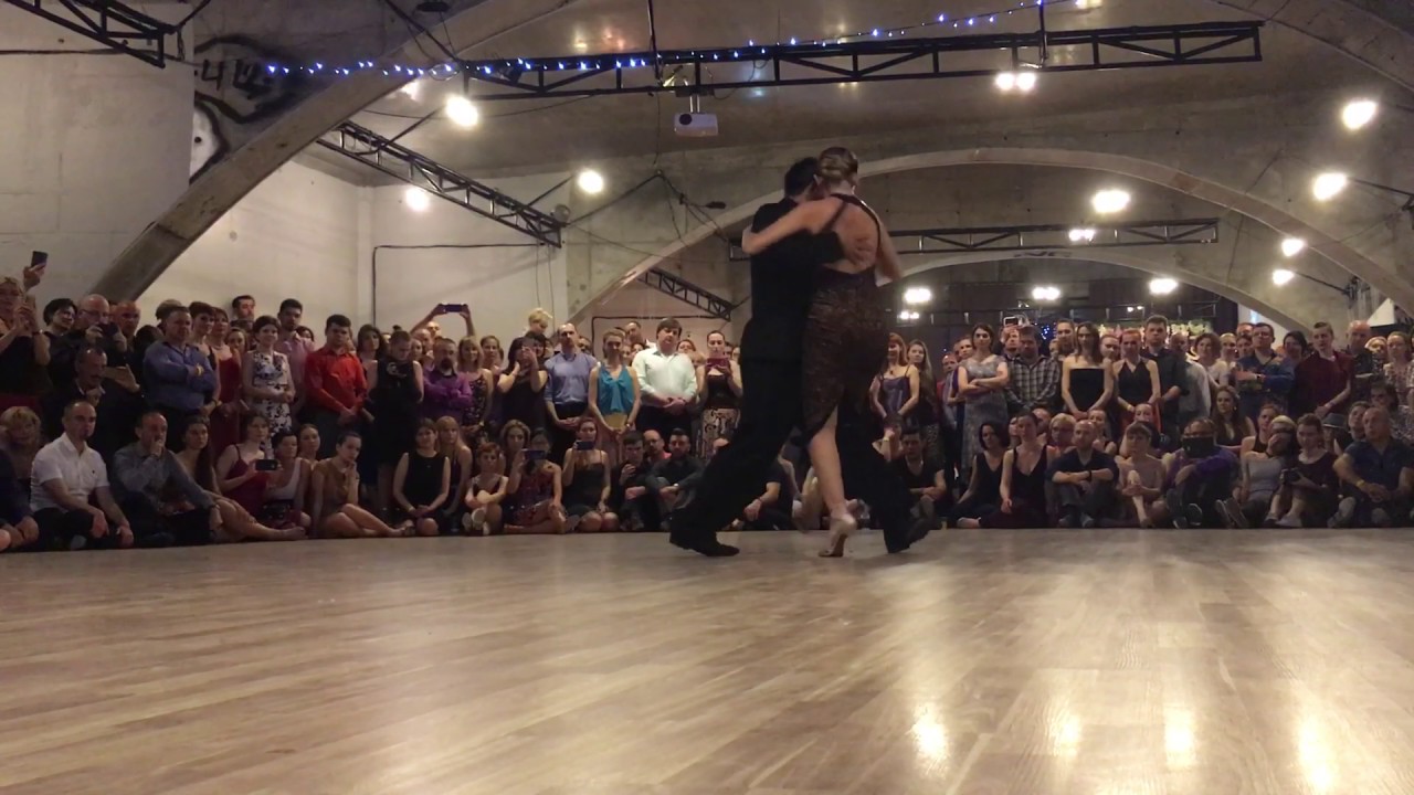 Carlitos Espinoza & Noelia Hurtado. Tesoromio Tango Weekend, Kiev 20.05.2017 2/5