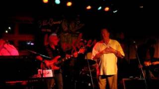 09-05-09 Bill Brown & The Kingbees at the Red Bicycle