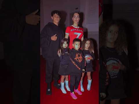 Cristiano Ronaldo & Georgina Rodriguez with Family 