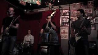 The Peacemakers- I Didn&#39;t Know (Howlin&#39; Wolf cover) 04-06-11