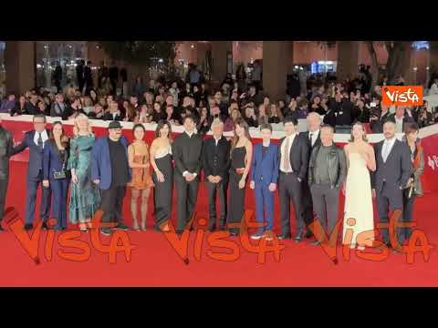 Massimiliano Caiazzo e il cast di ‘Me, You’ sul red carpet della Festa del Cinema di Roma