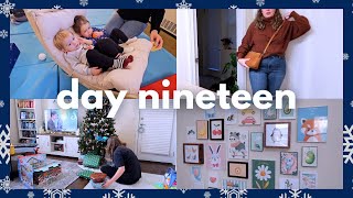 VLOGMAS DEC 19 | mom's night out, wrapping presents, gift mail, playdate + more