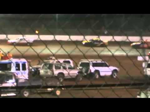 Production Sedans at Morris Park Speedway 20/4/2013 Feature.