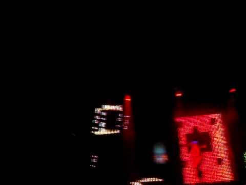 Gareth Emery LIVE @ Voyeur, Oceanlab vs Gareth Emery - On a Metropolis Day (Black Army Mashup)