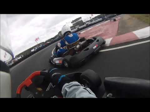 Club100 2017 Quadrant Race 1 Ellough Park - Stu Hubbard