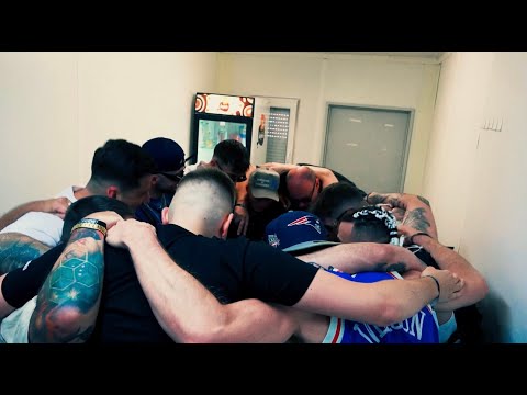 ZLÍ CHLAPCI - Frayer Flexking feat. Radikal Chef (OFF VLOG VID.)