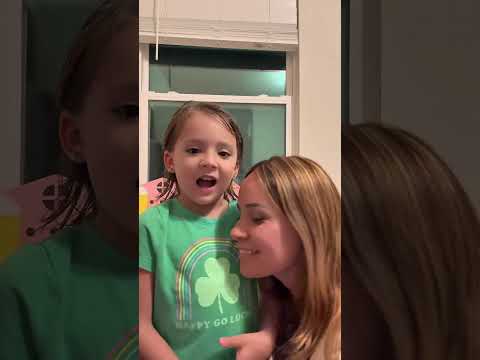 Bilingual, did she see!? So proud of these kids 🥹🥹 #adaptation #americanschool #language #orlando