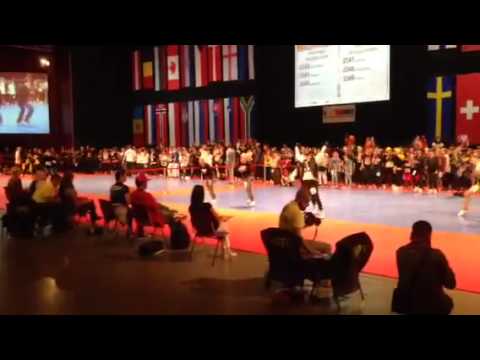 Thilda och Linnea hiphop-VM Bochum 2014