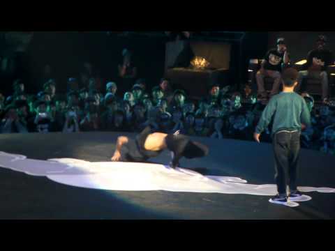 131130 REDBull BC ONE 10th 8강 HONG10 VS LIL ZOO