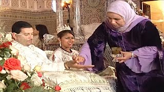 LILA LKBIRA - Mariage marocain - Moroccan wedding - اعراس مغربية تقليدية -  ديرو الحنة