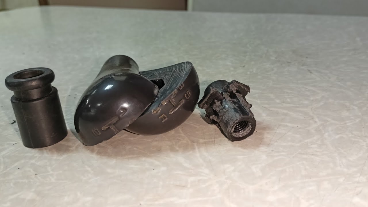 Как снять ручку КПП Nissan Almera Классик