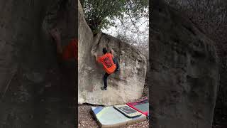 Video thumbnail: El Tam Tam Traverse, 6b (sit). Savassona