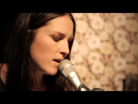 Bedroomdisco TV: Big Fox - 'Cut You Out'