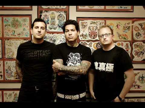 Quike - Grey skies turn blue (mxpx cover) video thumbnail