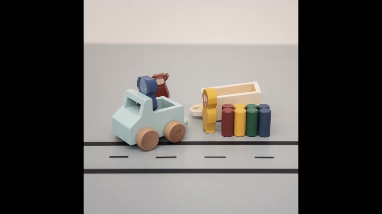 Trixie Spielzeugauto mit Anhänger und Tieren