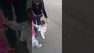 Download lagu Sheza umur 1 tahun dan difa umur 3 tahun 4 bulan mp3 Download lagu Sheza umur 1 tahun dan difa umur 3 tahun 4 bulan mp3