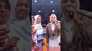 Download lagu Goyang arek Lungga By Yona Irma #shorts #yonairma #ratudendang #dendangminang mp3