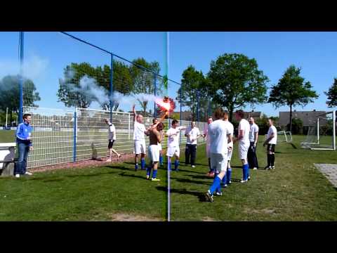 SvSSS 2 Kampioen 2010-2011 (3)