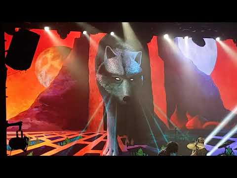 download lagu mp3 mp4 Wolfmother Santiago, download lagu Wolfmother Santiago gratis, unduh video klip Wolfmother Santiago