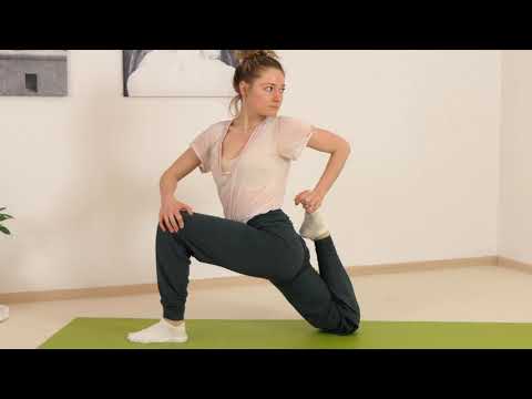 Parivritta Eka Pada Rajakapotasana II - Asana Lexikon 1017