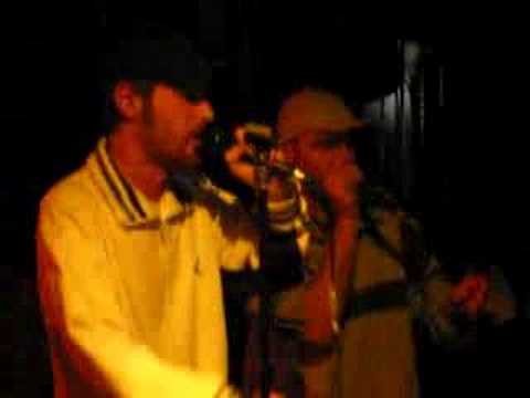 Alien Dee feat. Turi live @ so what?! club Viterbo - 2003