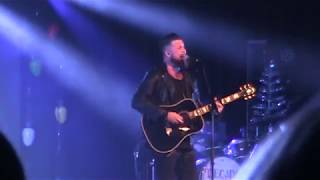 Zach Williams "The Call of Christmas" (Live)