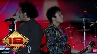 Download lagu Nidji - Heaven  (Live Konser Makassar 24 Februari 2008) mp3