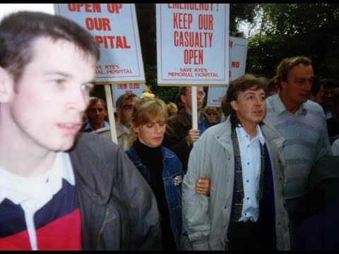 Paul & Linda McCartney March, Rye, Sussex, 15 October 1990.