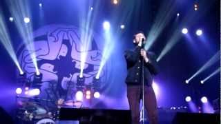Kasabian - A Man of Simple Pleasures (Live at Amsterdam - 03/03/2012)
