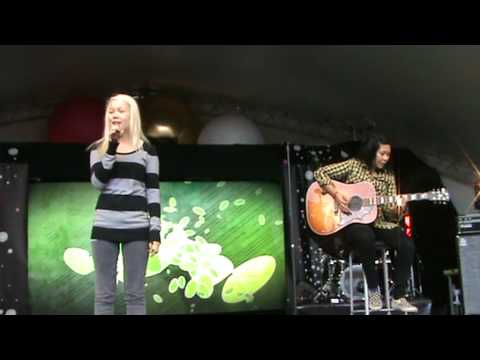 Agnete og Emelie fra The BlackSheeps - Edwind - Mgp.jr.vinnere.show - Aker Brygge 29.05.10