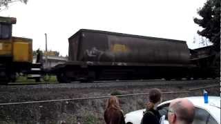 preview picture of video 'Coal train passing through Deloraine'