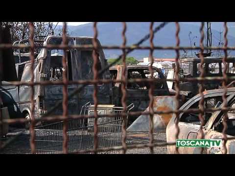 2017-08-08 MONTEMURLO - ROGO DEPOSITO OSTE, PAURA PER L'INQUINAMENTO