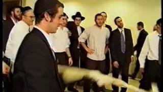 Midnightrabbi Eli Goldsmith wedding - Simcha / Jerusalem song!