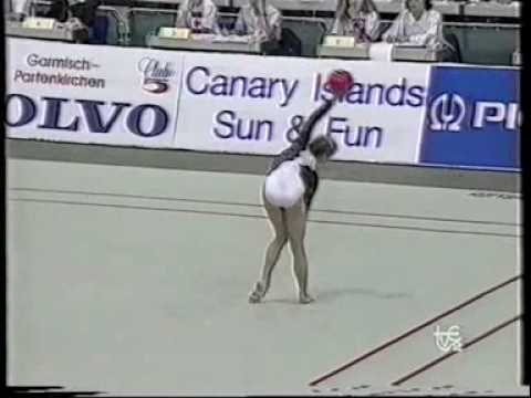 SILVIA YUSTOS SPAIN BALL W.C. SARAJEVO 1989 TEAM COMPETITION