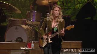 Tedeschi Trucks Band - Do I Look Worried (Madison, WI, USA 28/3/2015)