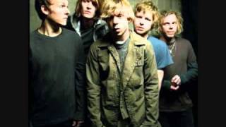 Cage The Elephant Back Stabbin&#39; Betty (Lyrics)