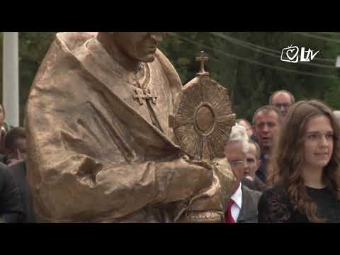 Izdvojeno 2.10.2019. – Otkriven i blagoslovljen spomenik kardinala Franje Kuharića