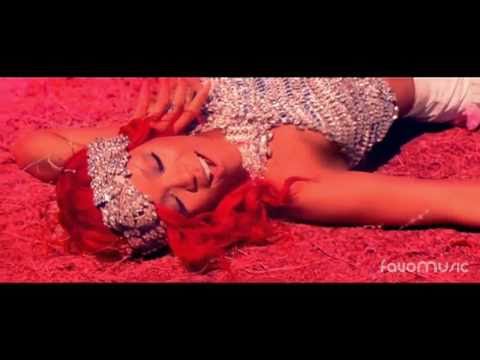 Videoclip de Only Girl (In The World) (CCW Radio Mix) — Rihanna