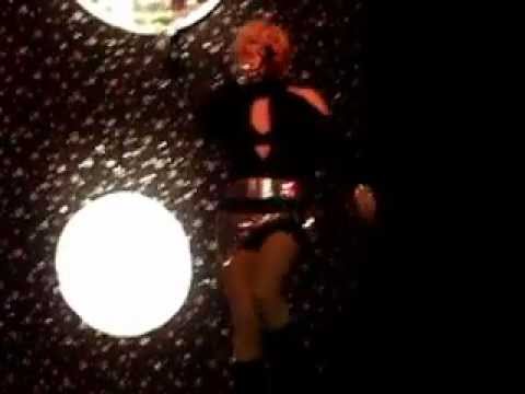 TRAVESTY SCANDALLADIES-BLÁZNIVÁ JIZDA 2011-HELENA VONDRÁČKOVÁ