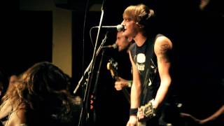 The Flatliners - Carry The Banner (Live At The Wax)